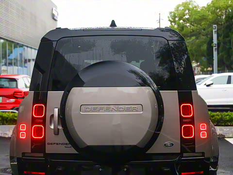 2023�� �Ŀ� 110 3.0T P400 X-DYNAMIC HSE