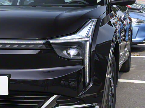 2023�� ��߸U-�� ��ս�� 500 U�� �������