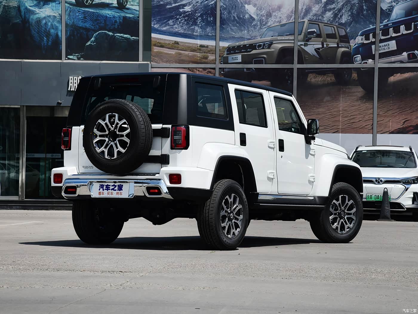 图分类:外观(7张)细节(57张)展开全部外观颜色:雪域白(130张)内饰颜色