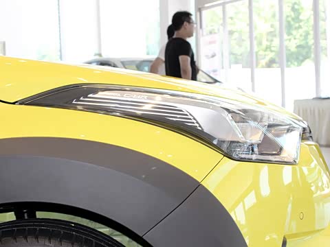 2018�� 2.0L ��Խ������ ��V