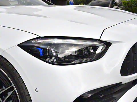 2025�� AMG C 43 4MATIC ���нγ� �ر��