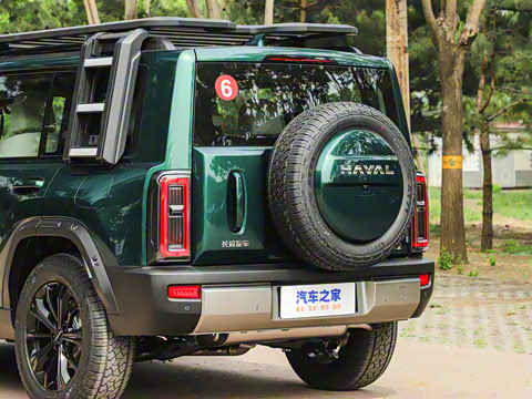 2025�� 2.0T 4WD Ultra