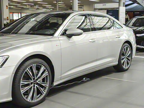 2025�� �Ŀ� 45 TFSI quattro ��ѡ������