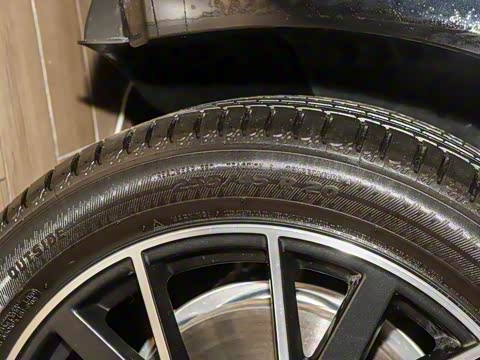 2025�� quattro 45�����ذ� 45 TFSI ������