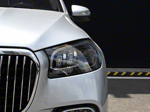 2025�� GLS 480 4MATIC