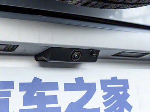 2022�� 90 2.0T P300 SE