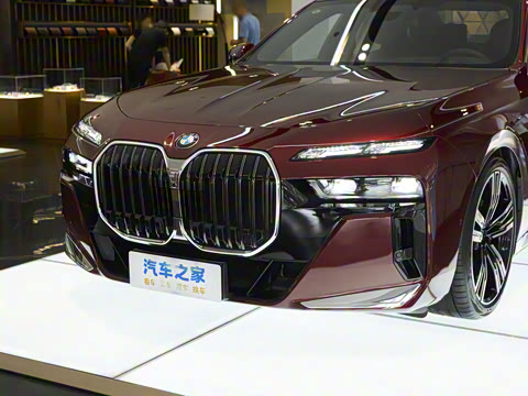 2023�� 740Li ������ M�˶���װ