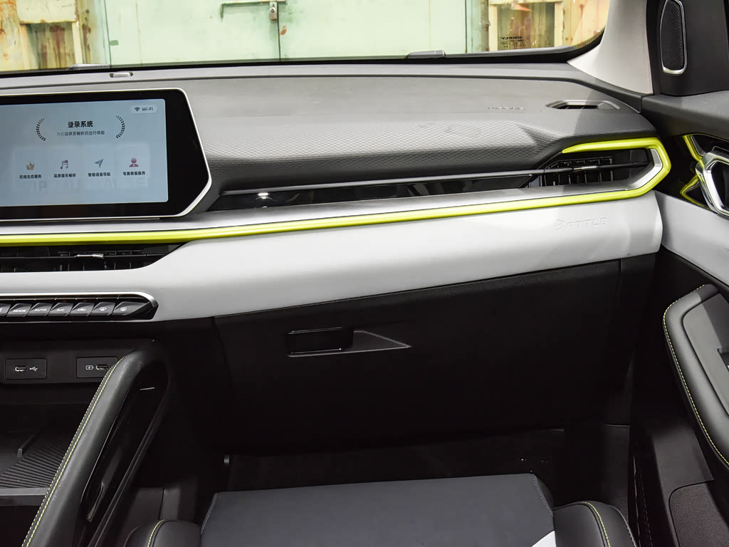 Geely Coolray I, Внедорожник 5 дв.: фото поколения