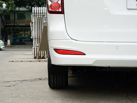 2023�� 2.0L �ֶ��������м��� 9��