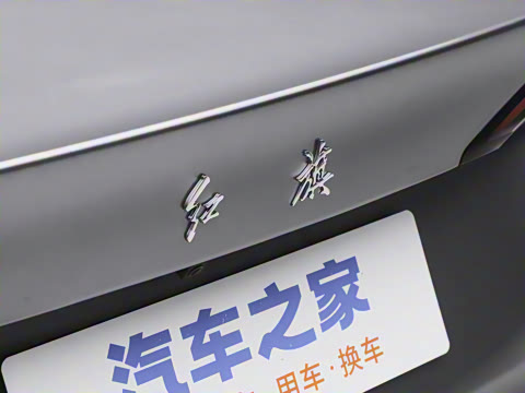 2025�� 610km PLUS