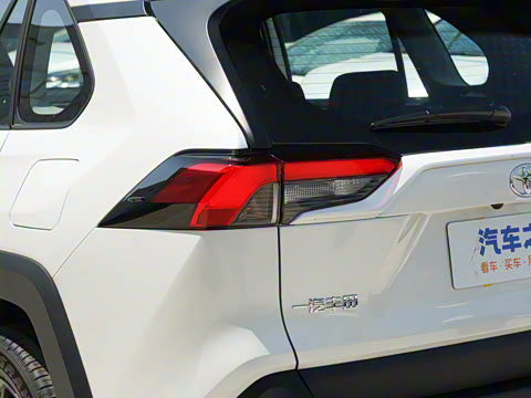 2023�� 2.0L CVT����̽��Plus��