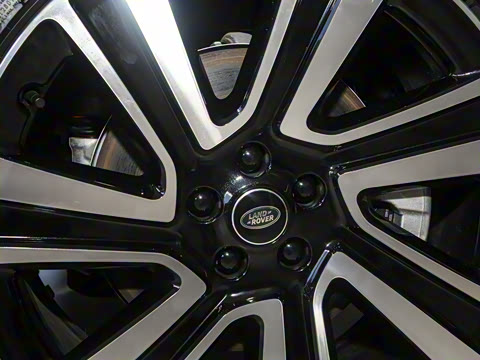 2025�� 3.0 L6 400PS �����ӳ���