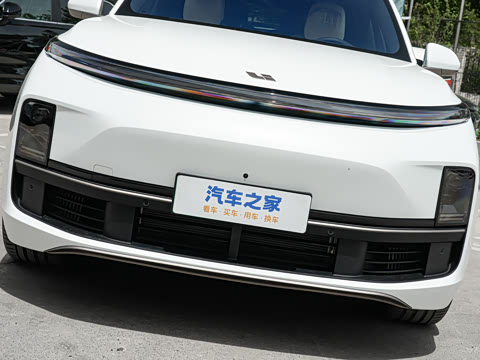 2025�� Ultra ���ܻ��°�