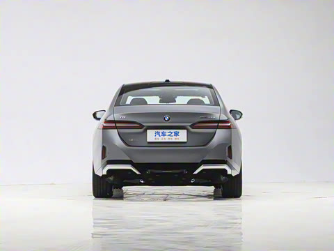 2025�� eDrive 40L M�˶���װ