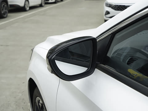 2023�� 300TGI DCT�콢��