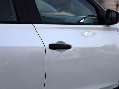 2020�� 1.5L XE �ֶ��ᶯ��