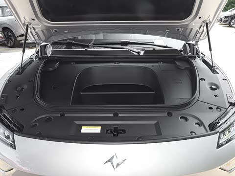 2025�� ���� 650ProѲ����