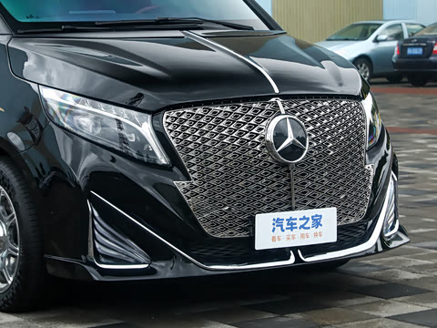 2024�� V 260 L �۷��