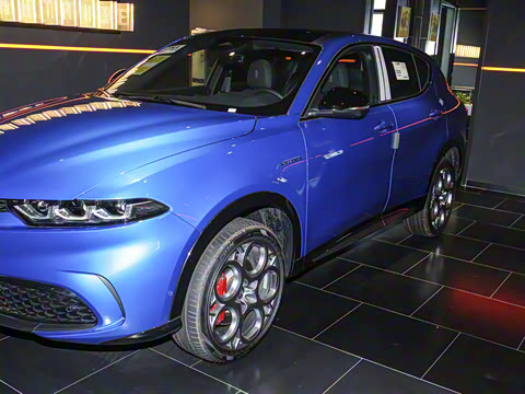 2024�� 2.0T 268HP AWD Veloce������