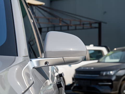 2025�� Pro ���ܻ��°�