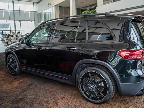 2026�� AMG GLB 35 4MATIC