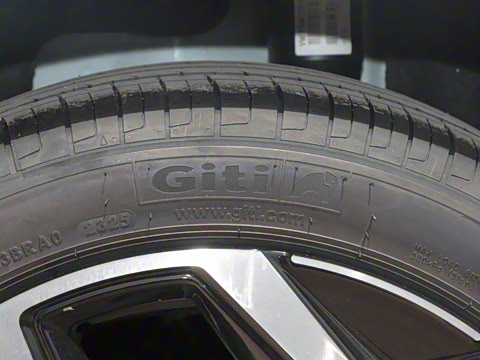 2025�� �Ŀ�� 300TSI R-Line