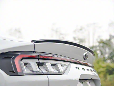 2023�� 1.5T E-�춯 ST-Line