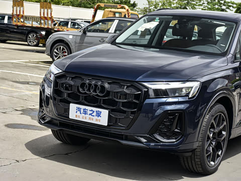 2025�� 45 TFSI quattro S line����ʿ��