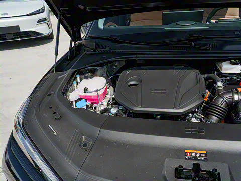 2025�� 60km EM-i ������