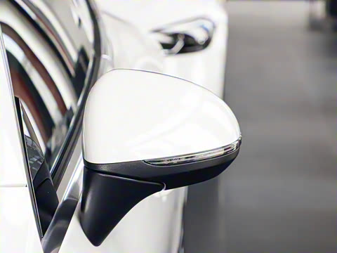 2025�� CLE 260 ���ܳ�