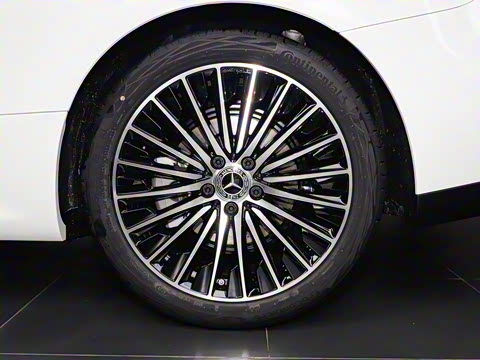 2025�� CLE 260 ���ܳ�