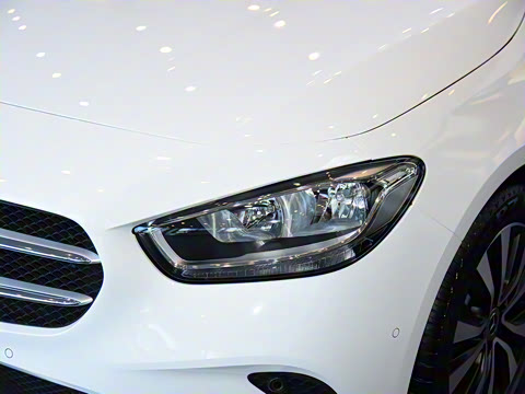 2022�� B 180 ʱ����