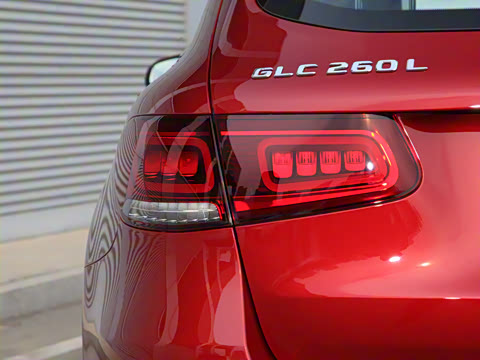 2021�� GLC 260 L 4MATIC ������