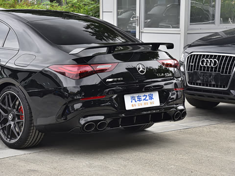 2025�� AMG CLA 45 S 4MATIC+
