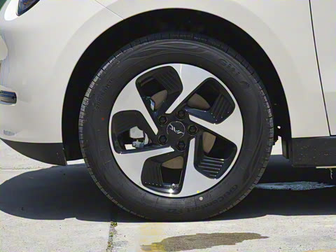 2023�� 405km Air