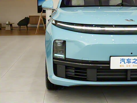 2025�� Ultra ���ܻ��°�