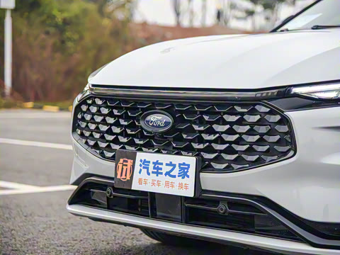 2023�� 1.5T E-�춯 ST-Line