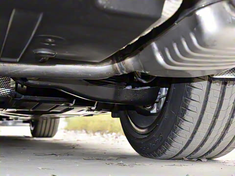 2022�� E 350 e L ���ʽ��϶����˶��γ�