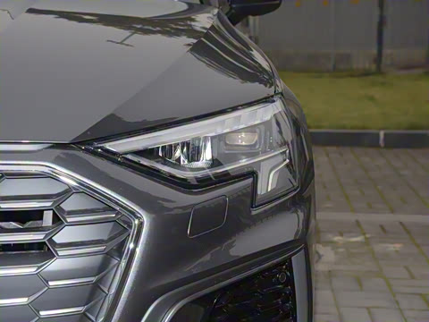 2021�� A3L Limousine 35 TFSI �����˶���