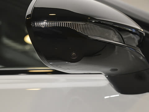 2025�� 2.0T ���а�