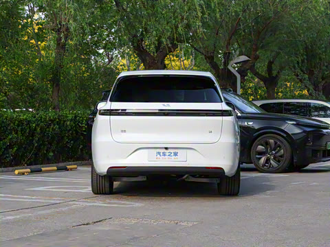 2025�� Pro ���ܻ��°�