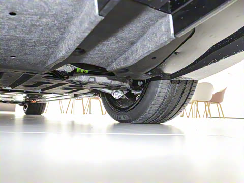 2025�� 75kWh Touring