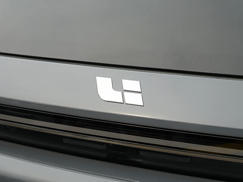 2025�� Ultra ���ܻ��°�