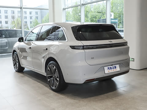 2025�� Max ���ܻ��°�