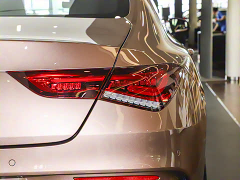 2022�� �Ŀ� CLA 200