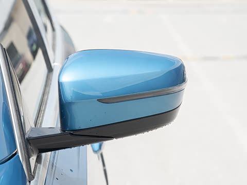 2025�� eDrive 35 L