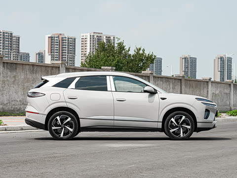 2025�� EV 605�캽Plus��