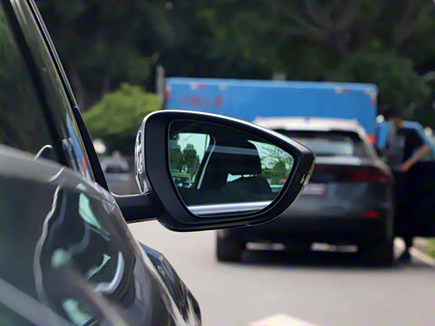 2021�� Sportback 55 quattro ������