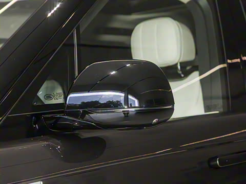 2025�� 3.0 L6 400PS �����ӳ���