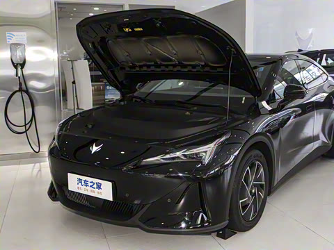 2025�� 560PRO 185kW